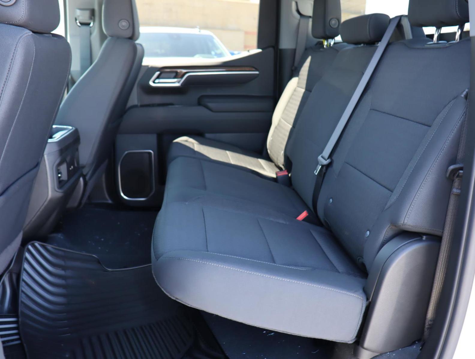 2025 Chevrolet Silverado 1500 Vehicle Photo in LOS ANGELES, CA 90007-3794