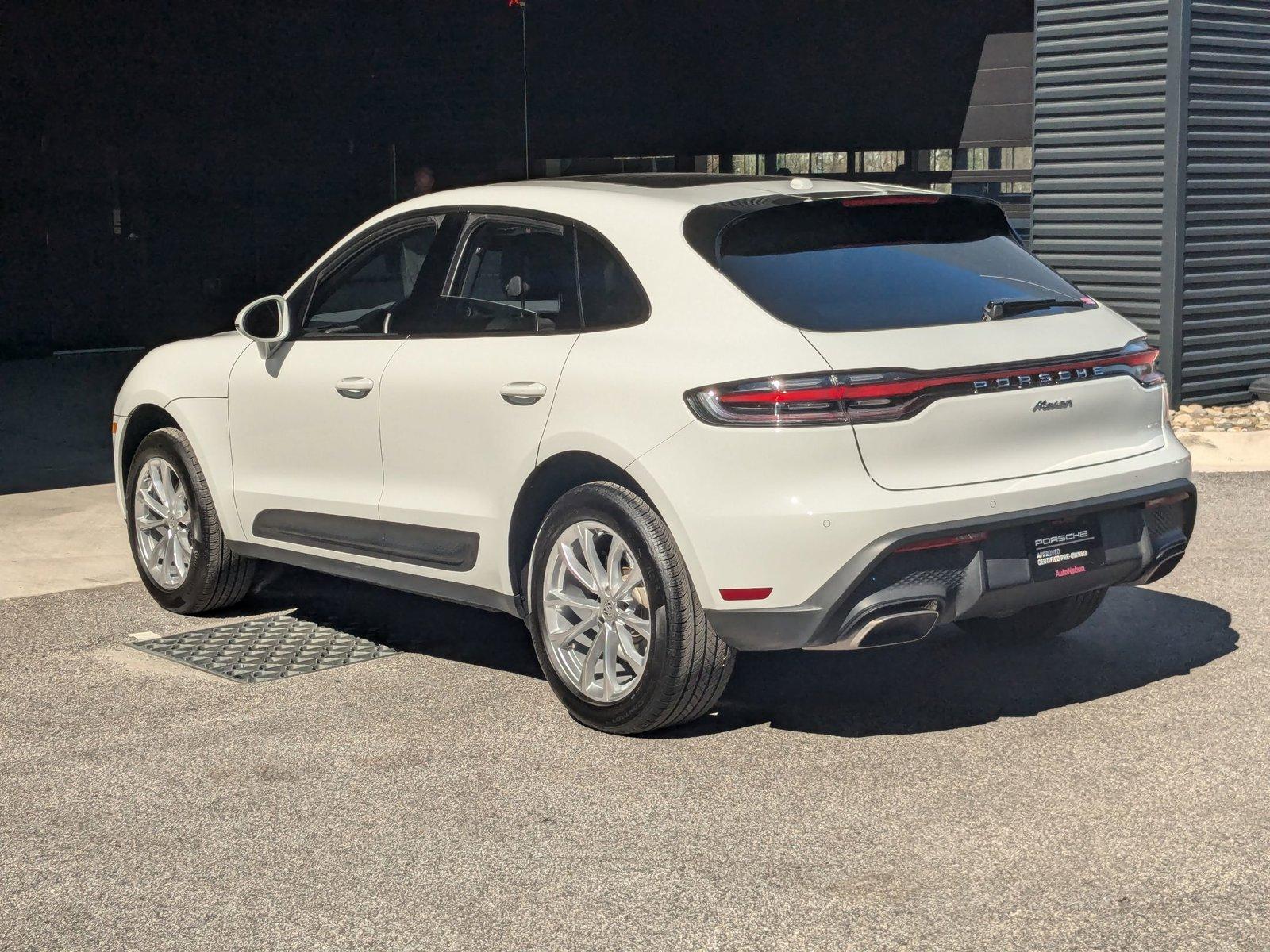 2025 Porsche Macan Vehicle Photo in Towson, MD 21204