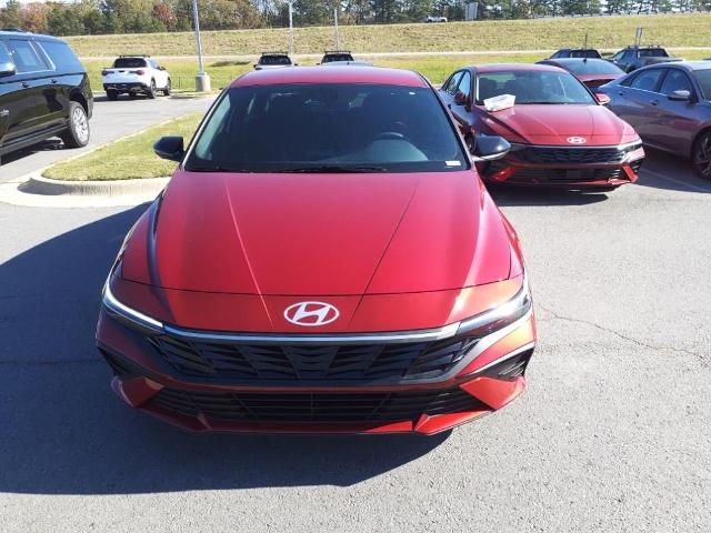 Used 2025 Hyundai Elantra SEL with VIN KMHLM4DGXSU889073 for sale in White Hall, AR