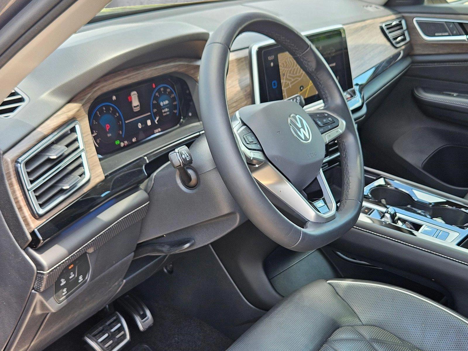 2024 Volkswagen Atlas Vehicle Photo in WACO, TX 76710-2592