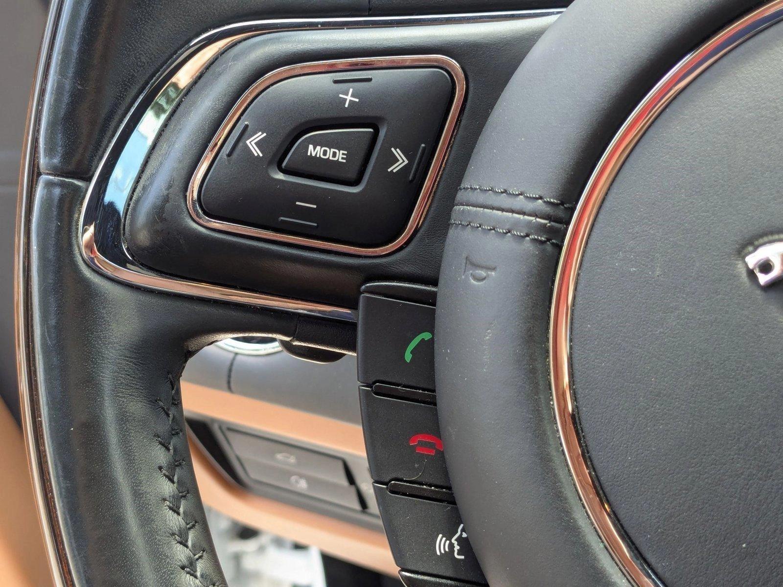 2015 Jaguar XJ Vehicle Photo in Tampa, FL 33614