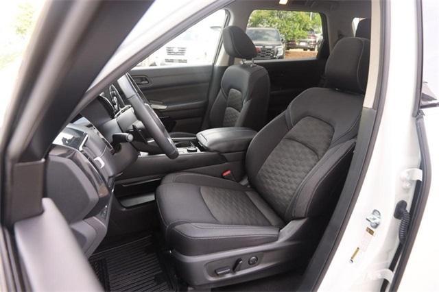 2023 Nissan Pathfinder Vehicle Photo in Hazelwood, MO 63042