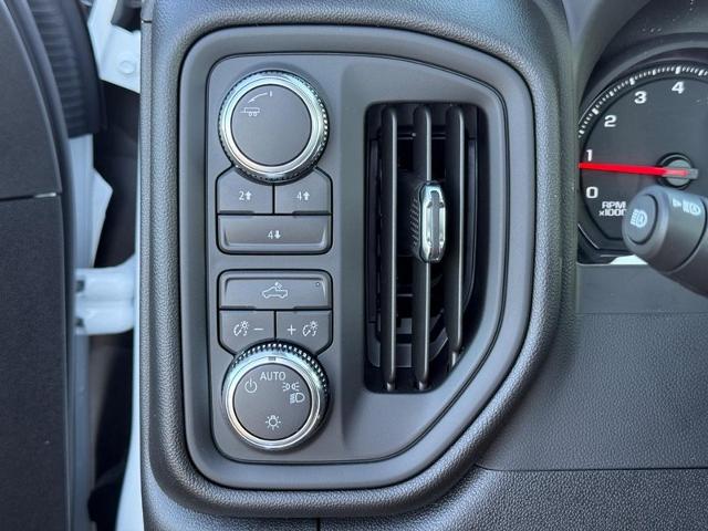 2025 GMC Sierra 3500 HD Vehicle Photo in COLUMBIA, MO 65203-3903