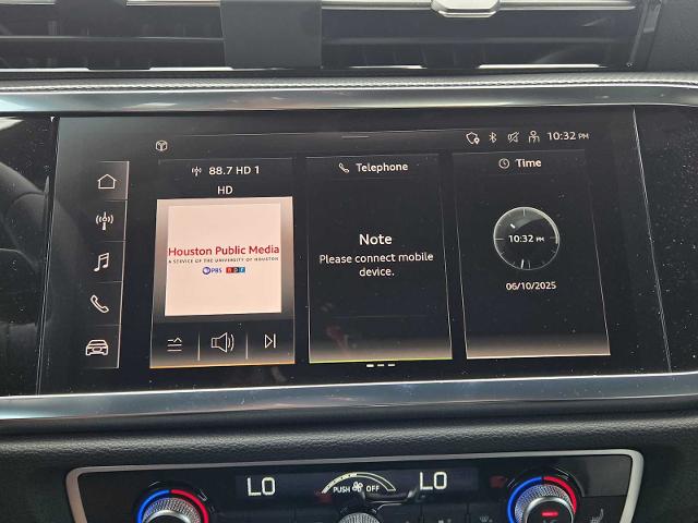 2025 Audi Q3 Vehicle Photo in SUGAR LAND, TX 77478