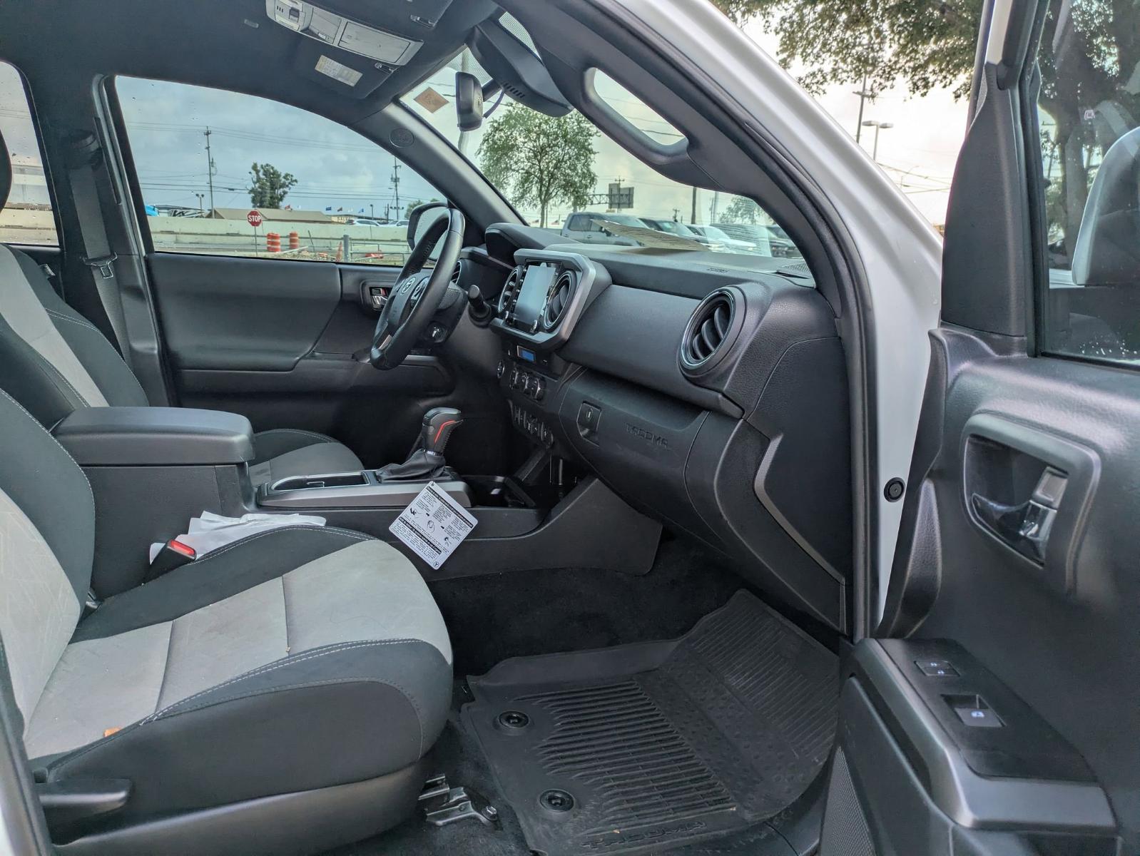2022 Toyota Tacoma 2WD Vehicle Photo in SELMA, TX 78154-1460