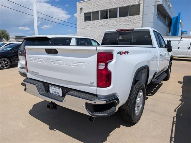 2025 Chevrolet Silverado 3500 HD Vehicle Photo in ENGLEWOOD, CO 80113-6708