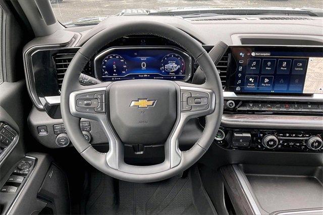 2025 Chevrolet Silverado 3500 HD Vehicle Photo in INDEPENDENCE, MO 64055-1314