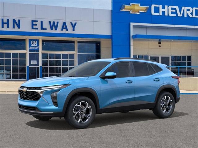 2025 Chevrolet Trax Vehicle Photo in ENGLEWOOD, CO 80113-6708