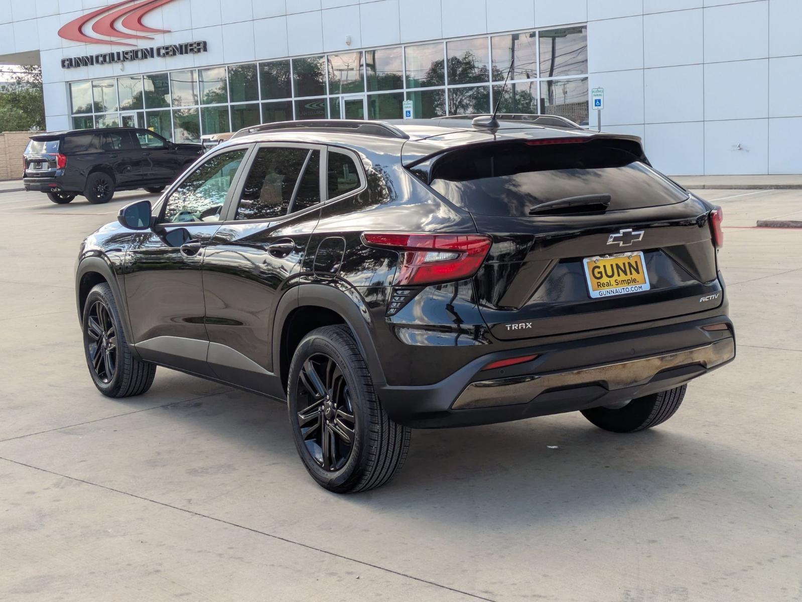 2025 Chevrolet Trax Vehicle Photo in SELMA, TX 78154-1460
