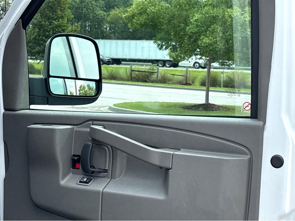 2023 Chevrolet Express Cargo Van Vehicle Photo in POOLER, GA 31322-3252