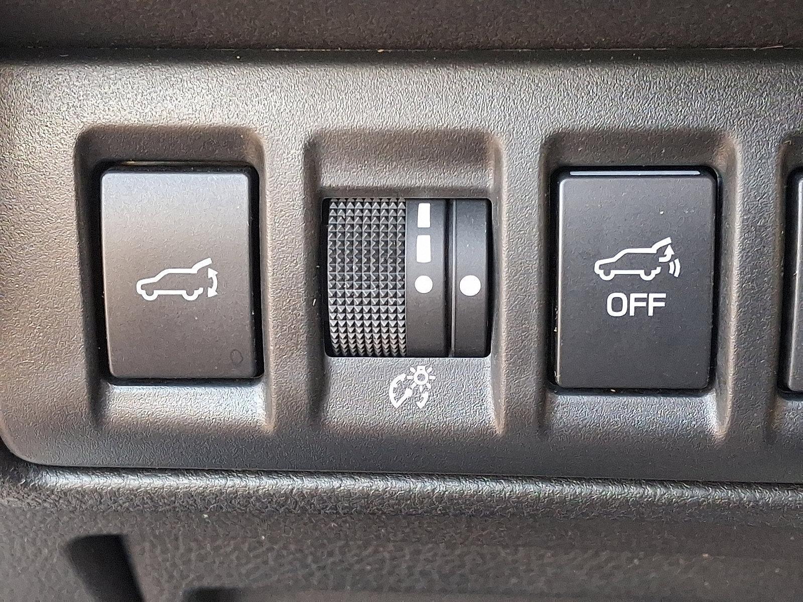 2023 Subaru Outback Vehicle Photo in Easton, PA 18045