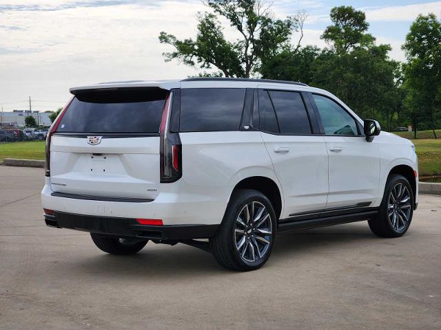 2024 Cadillac Escalade Vehicle Photo in DENTON, TX 76210-9321