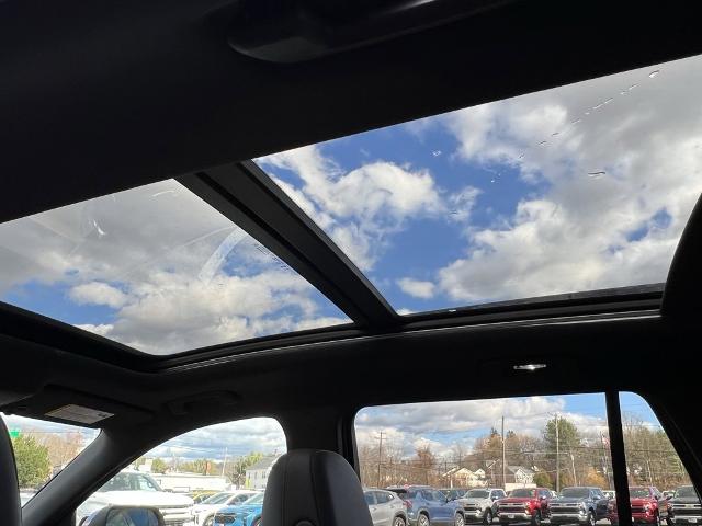 2025 Chevrolet Equinox Vehicle Photo in GARDNER, MA 01440-3110