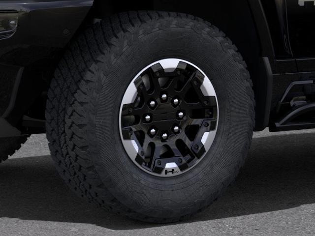 2024 GMC HUMMER EV Pickup Vehicle Photo in DANBURY, CT 06810-5034