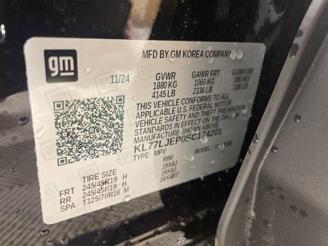 2025 Chevrolet Trax Vehicle Photo in PHOENIX, AZ 85014-3381