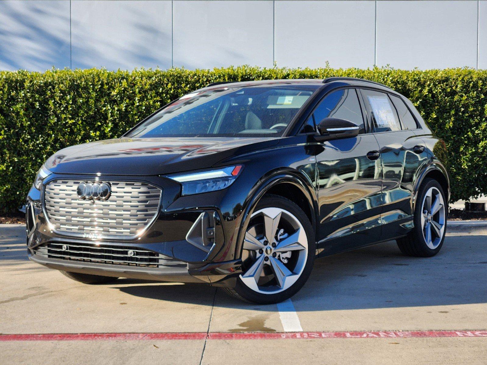 2025 Audi Q4 e-tron Vehicle Photo in MCKINNEY, TX 75070