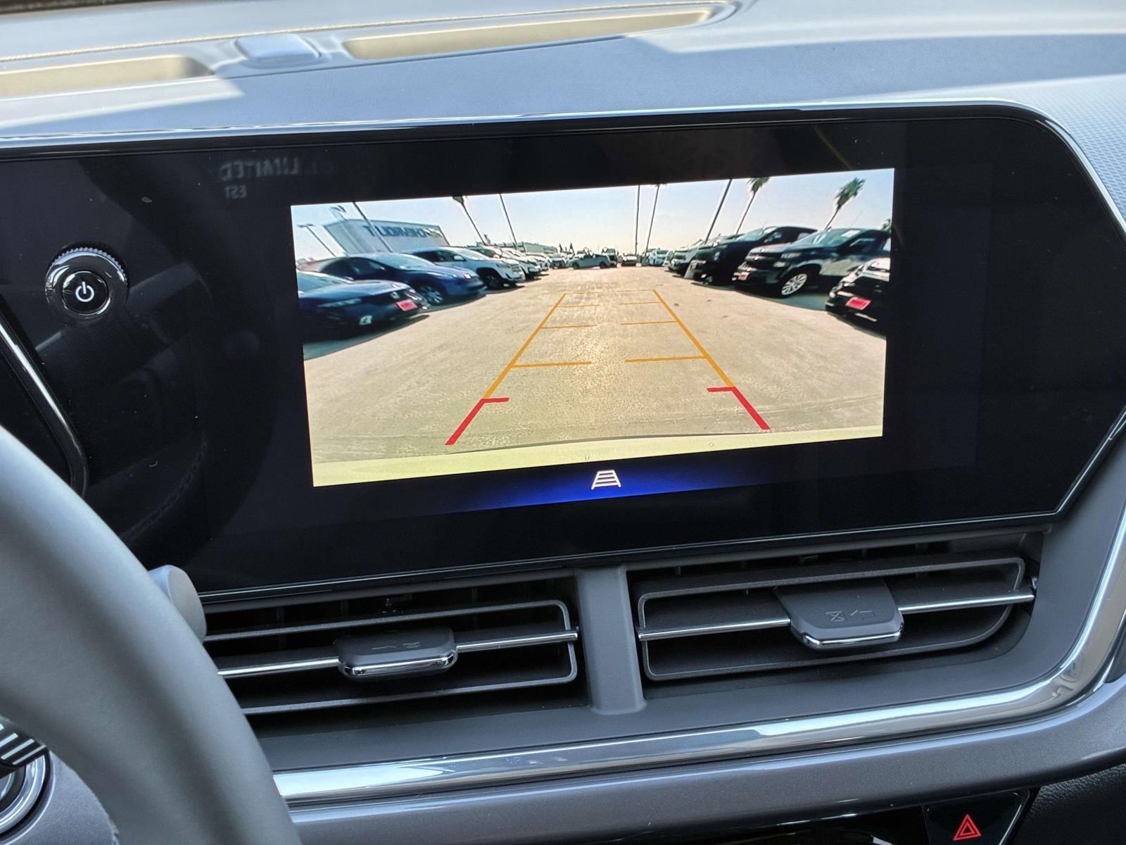 2025 Chevrolet Trax Vehicle Photo in LOS ANGELES, CA 90007-3794