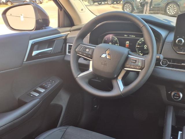 2025 Mitsubishi Outlander Plug-In Hybrid Vehicle Photo in Tampa, FL 33612
