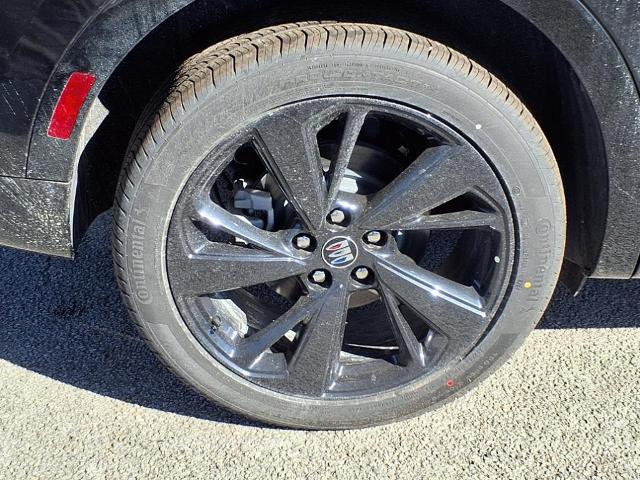 2025 Buick Envision Vehicle Photo in Denton, TX 76205