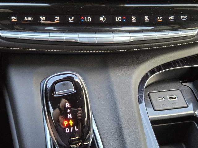 2023 Cadillac Escalade Vehicle Photo in DENTON, TX 76210-9321