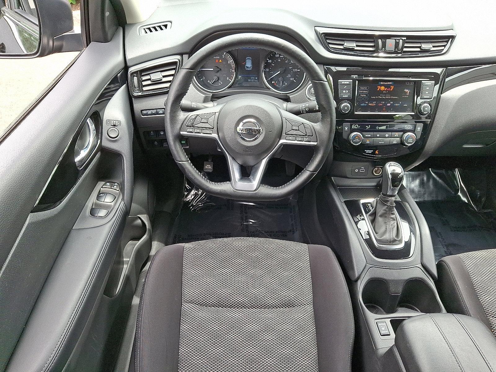 2022 Nissan Rogue Sport Vehicle Photo in Jenkintown, PA 19046