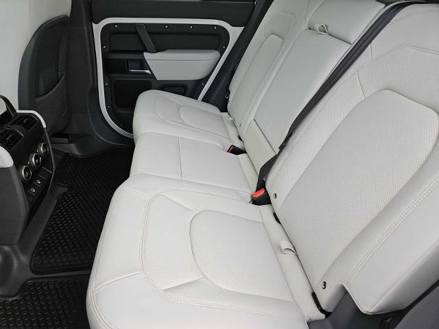 2025 Defender Vehicle Photo in AUSTIN, TX 78717