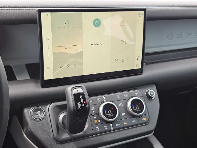 2024 Defender Vehicle Photo in AUSTIN, TX 78717