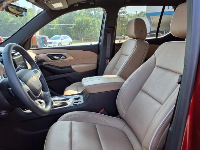 2023 Chevrolet Traverse Vehicle Photo in ROXBORO, NC 27573-6143