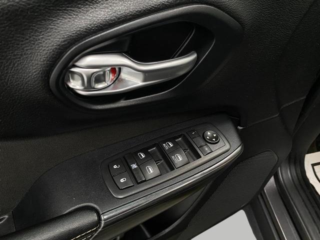 2017 Jeep Cherokee Vehicle Photo in Appleton, WI 54913