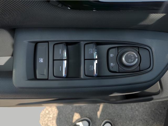 2025 Subaru Forester Vehicle Photo in Green Bay, WI 54304