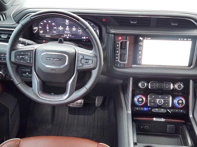2023 GMC Yukon Vehicle Photo in DENTON, TX 76210-9321