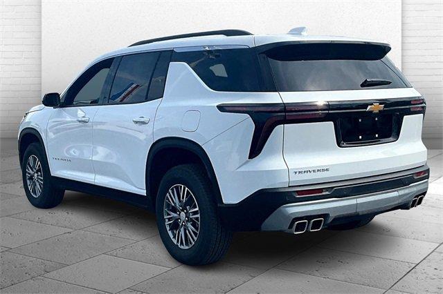 2025 Chevrolet Traverse Vehicle Photo in TOPEKA, KS 66609-0000