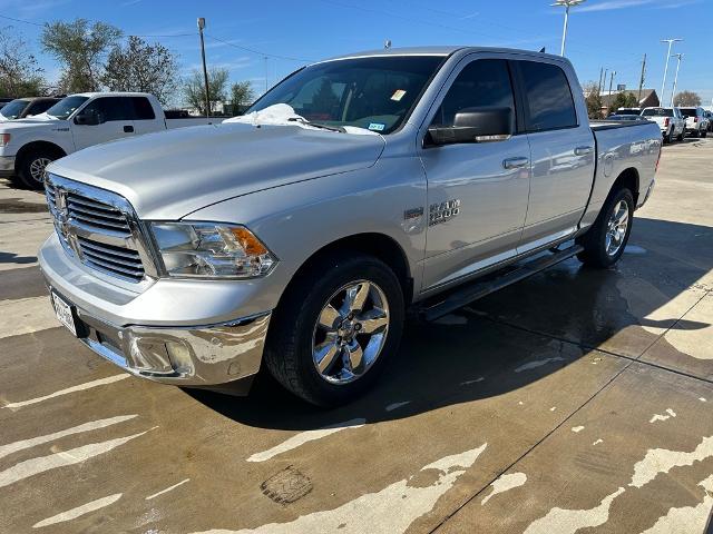 2019 Ram 1500 Classic Vehicle Photo in ROSENBERG, TX 77471-5675