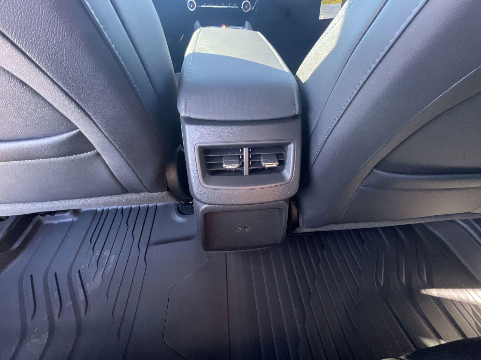2025 Chevrolet Equinox EV Vehicle Photo in BENTONVILLE, AR 72712-4322