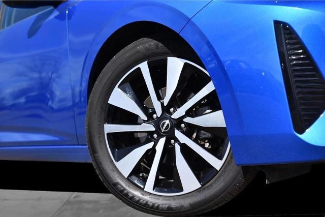 2024 Nissan Sentra Vehicle Photo in Ballwin, MO 63011