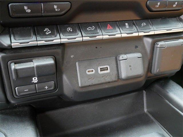 2020 Chevrolet Silverado 1500 Vehicle Photo in MAPLEWOOD, MN 55119-4794