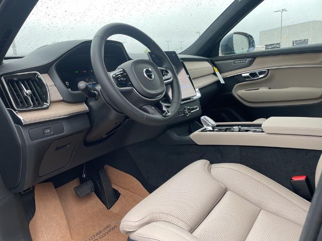 2025 Volvo XC90 Vehicle Photo in Grapevine, TX 76051