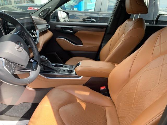 2021 Toyota Highlander Vehicle Photo in POST FALLS, ID 83854-5365