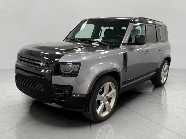 2024 Defender Vehicle Photo in Appleton, WI 54913