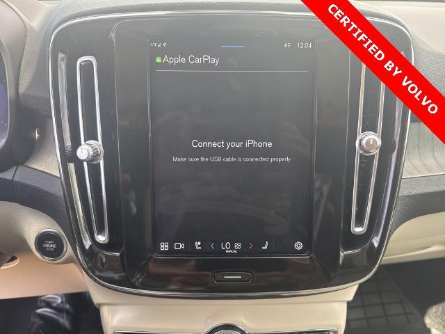 2023 Volvo XC40 Vehicle Photo in Grapevine, TX 76051