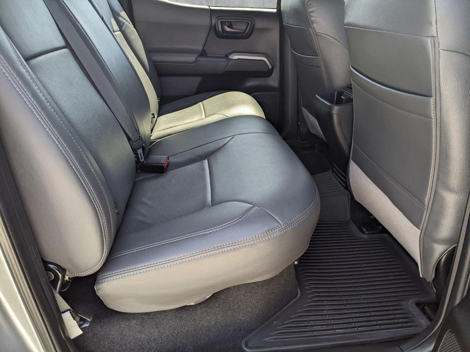 2022 Toyota Tacoma 2WD Vehicle Photo in Davie, FL 33331