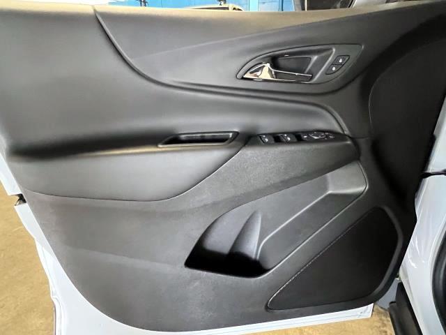 2022 Chevrolet Equinox Vehicle Photo in Roslyn, NY 11576