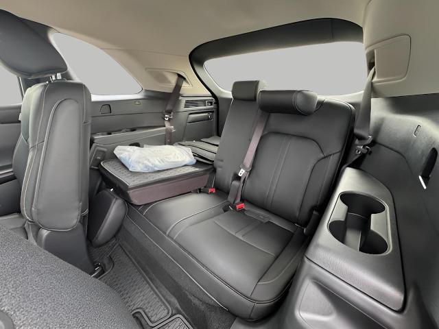 2025 Mazda CX-90 PHEV Vehicle Photo in Green Bay, WI 54304
