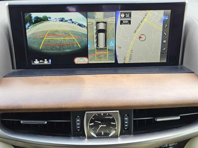 2020 Lexus LX 570 Vehicle Photo in FORT WORTH, TX 76132