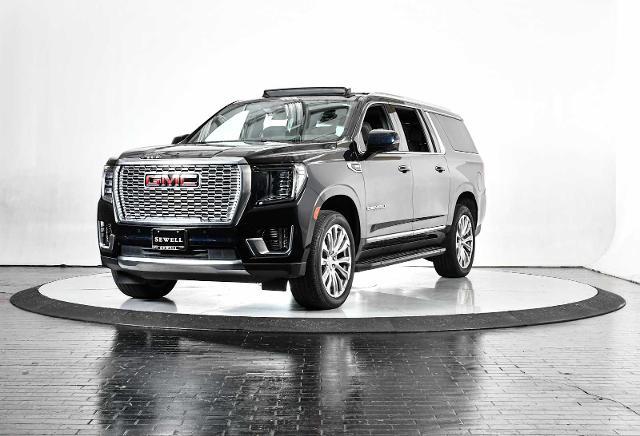 2023 GMC Yukon XL Vehicle Photo in DALLAS, TX 75235