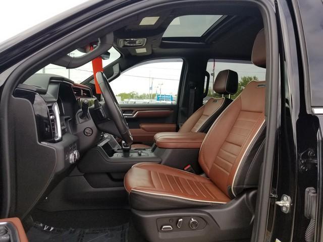 2023 GMC Sierra 1500 Vehicle Photo in ELYRIA, OH 44035-6349