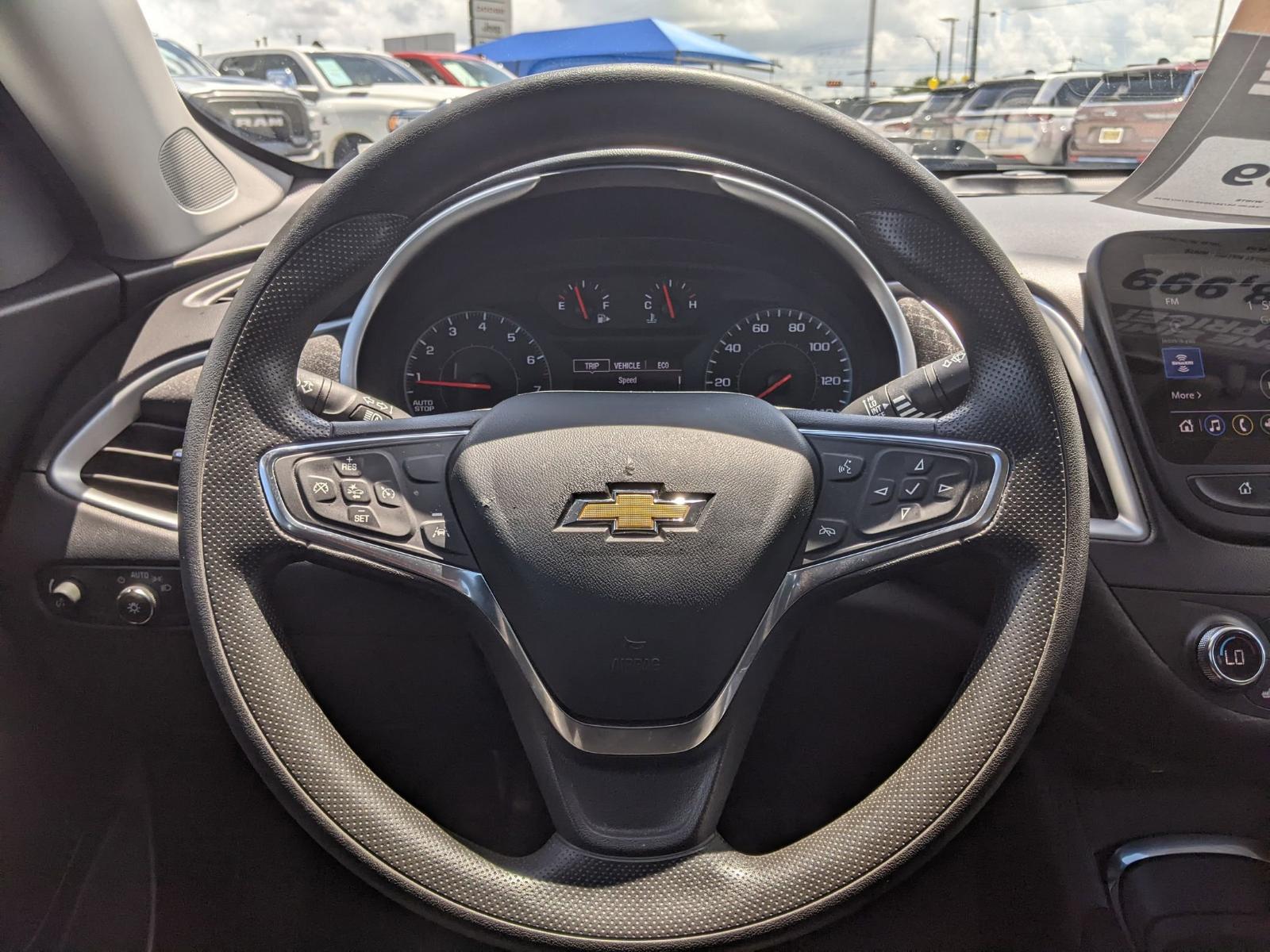 2023 Chevrolet Malibu Vehicle Photo in Seguin, TX 78155