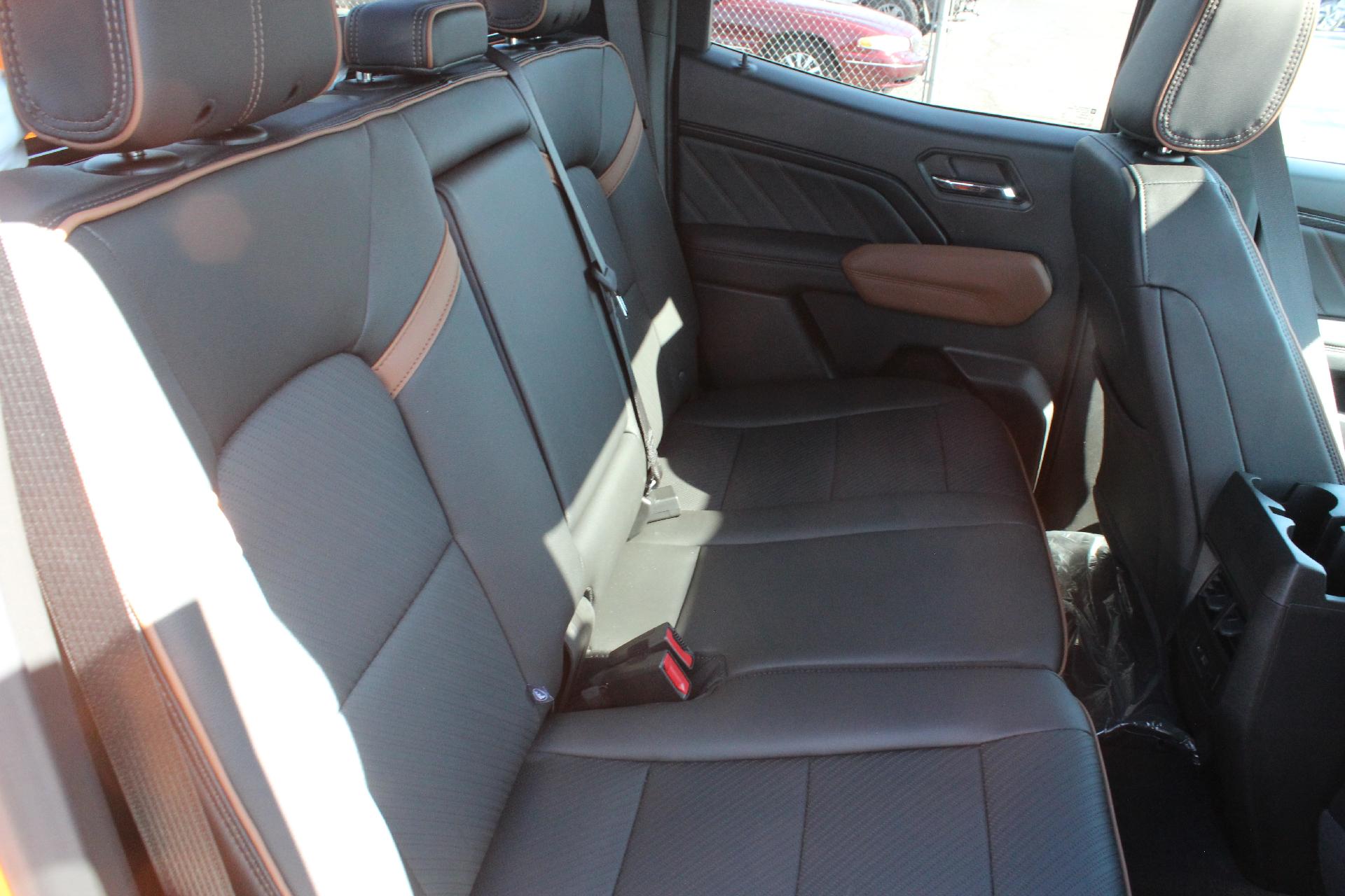 2025 GMC Canyon Vehicle Photo in AURORA, CO 80012-4011