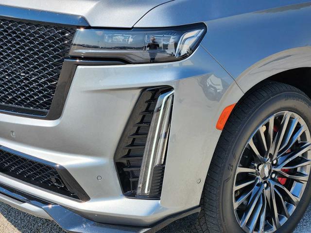 2023 Cadillac Escalade Vehicle Photo in DENTON, TX 76210-9321