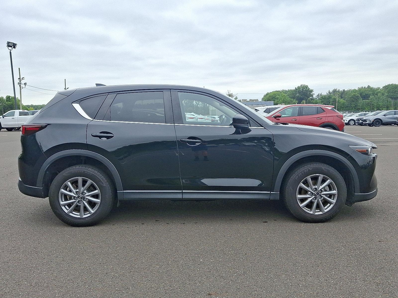 2022 Mazda CX-5 Vehicle Photo in Trevose, PA 19053